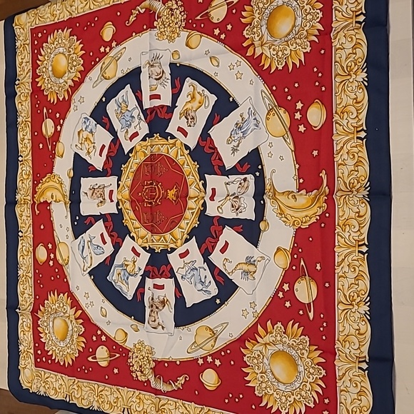 New in Package Horoscope Unbranded Silk Look Scarf - Picture 5 of 12